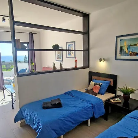 Aurora アパート *